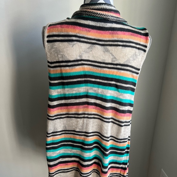 NWT Angie Sweater Vest - Size Large - Picture 3 of 4